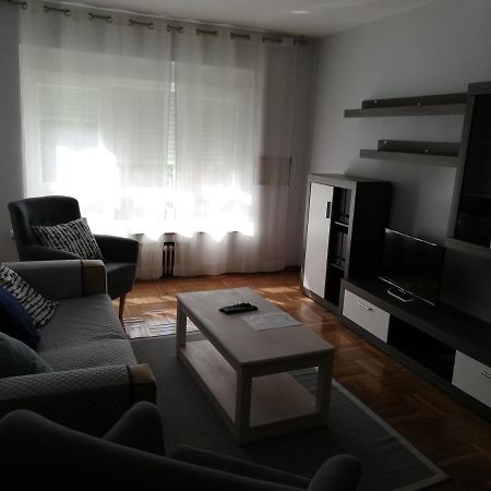 Apartamento Dominicos Oviedo Bagian luar foto